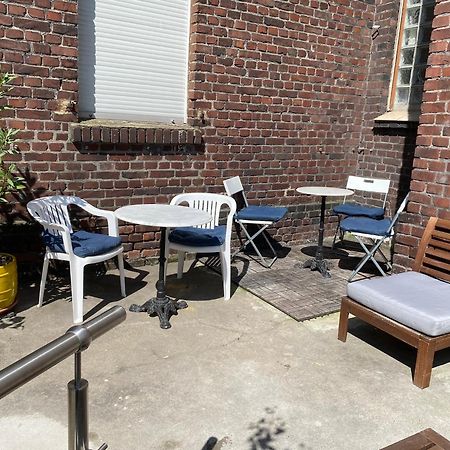 2 Rooms, Free Parking, 25 Min To Duesseldorf, 150 Mbps Wlan Duisburg Ngoại thất bức ảnh