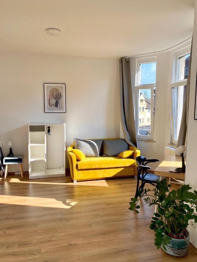 2 Rooms, Free Parking, 25 Min To Duesseldorf, 150 Mbps Wlan Duisburg Ngoại thất bức ảnh